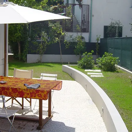 Ceccarini شقة فندقية 4*